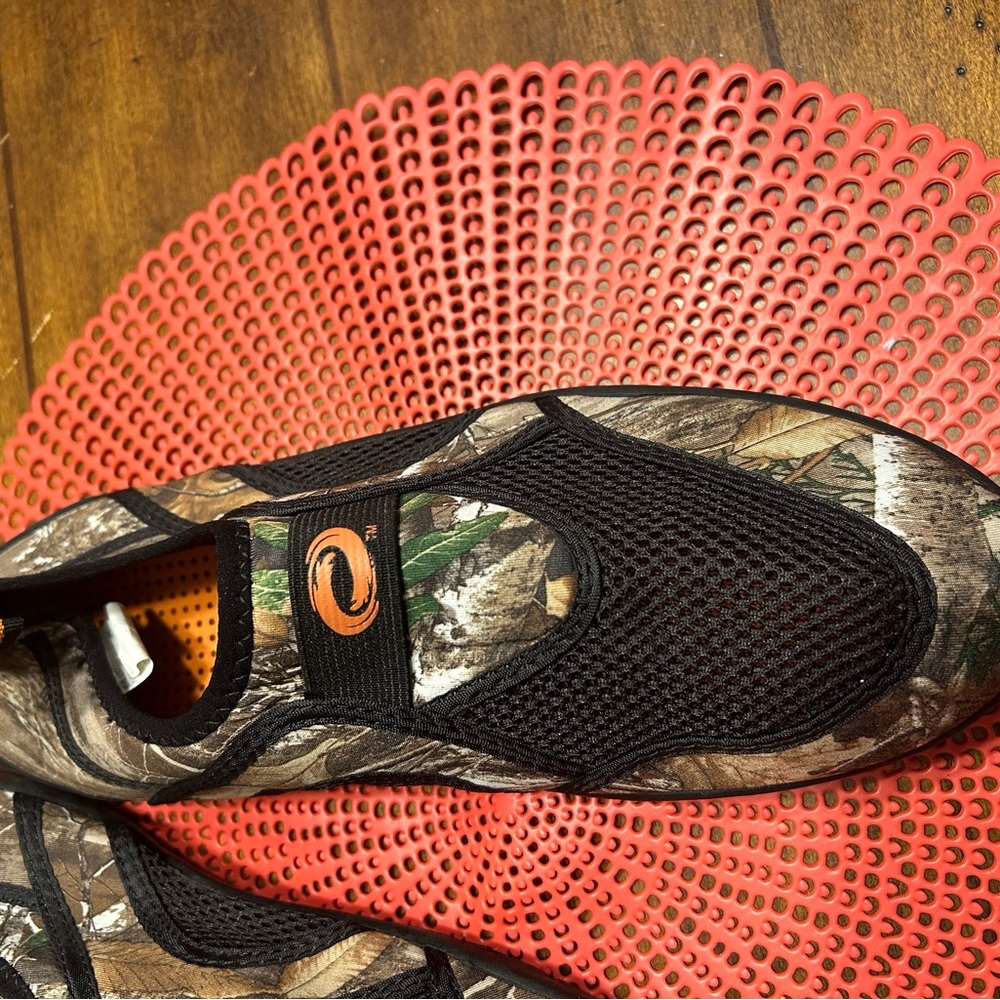 Water shoes